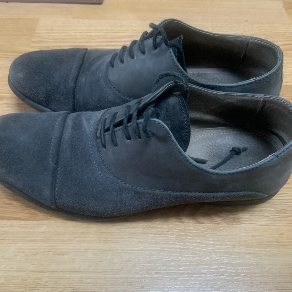 Diesel gray suede shoes size 43